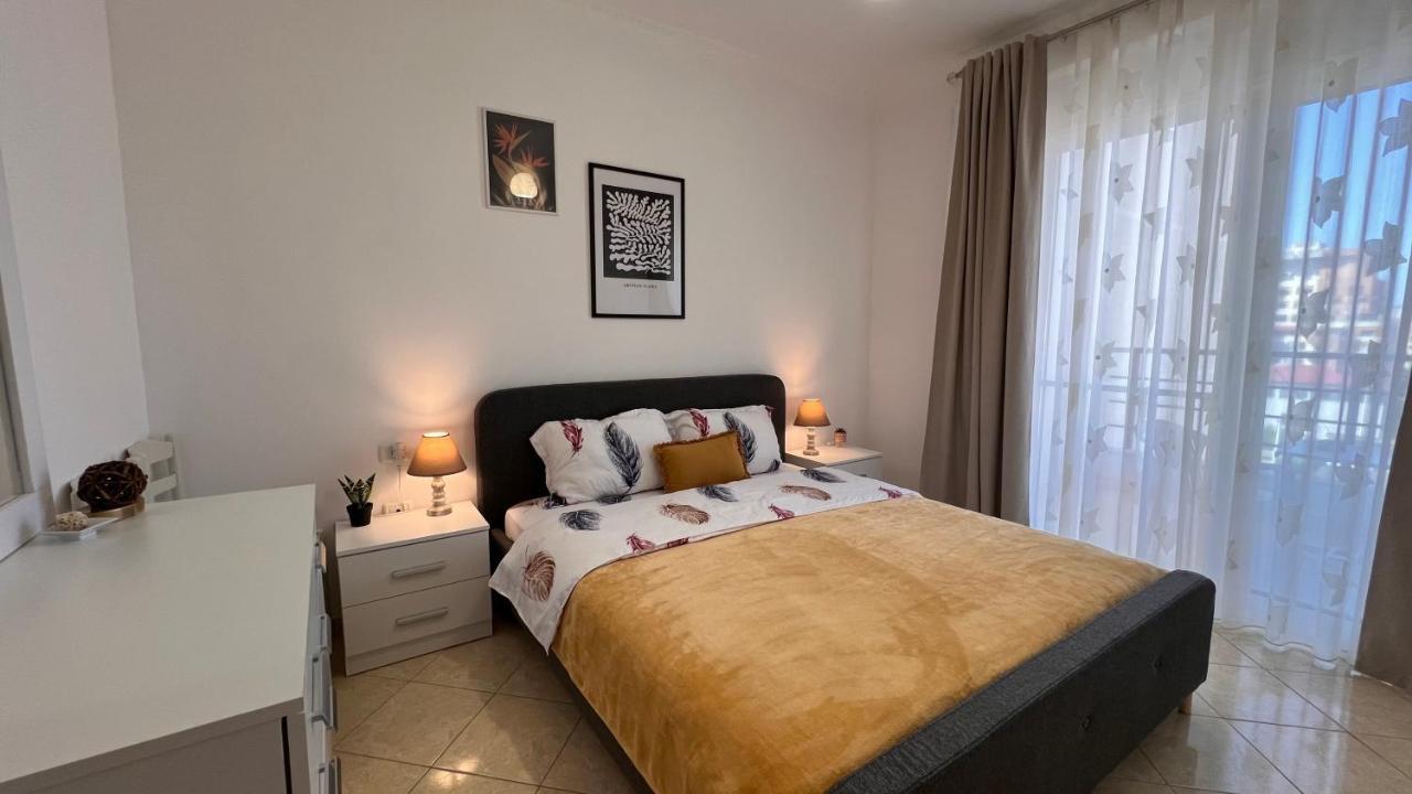 Danny Apartment Durrës Esterno foto