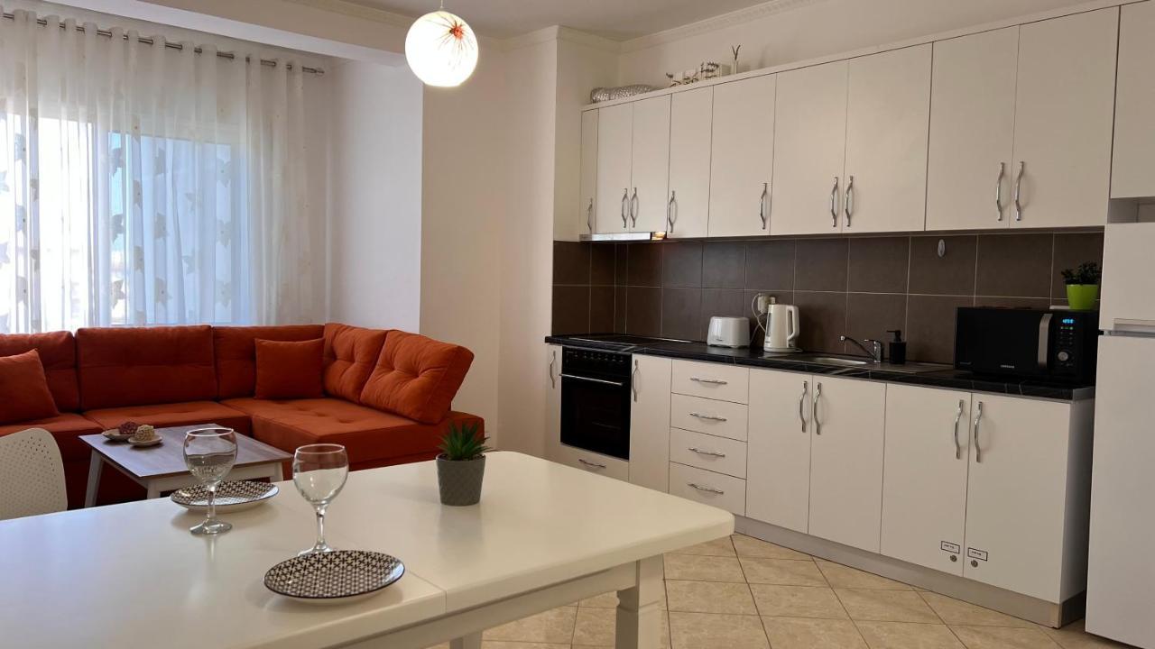 Danny Apartment Durrës Esterno foto
